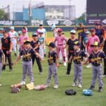 Fomentan deporte entre jóvenes con clase nacional de béisbol en Nuevo Laredo
