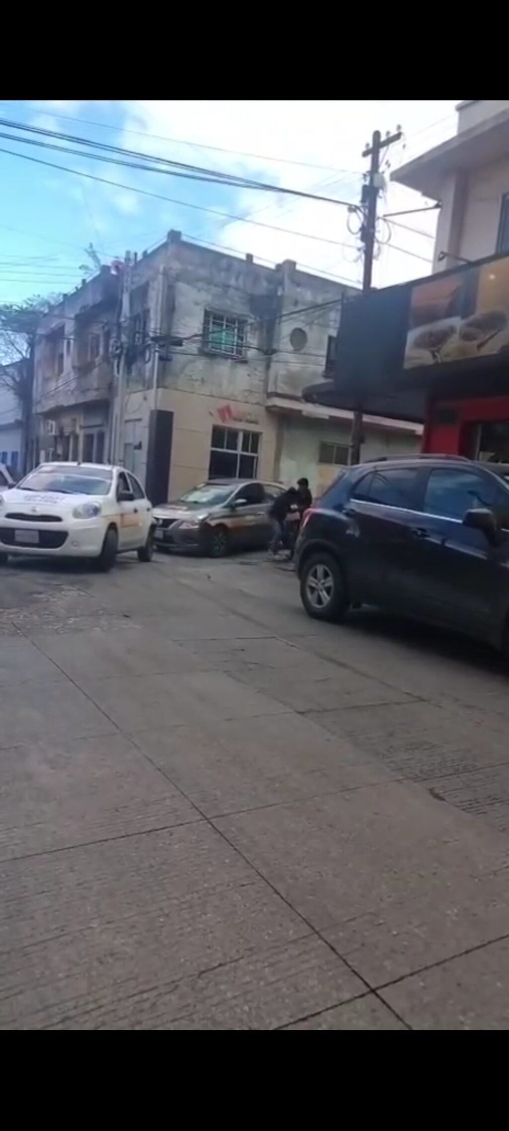 Screenshot_2026-04-21-17-27-25-813_com.whatsapp