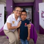 DIF Altamira entrega lentes a niñas y niños beneficiados con campaña visual